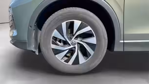 VOLKSWAGEN TIGUAN 16 / 29