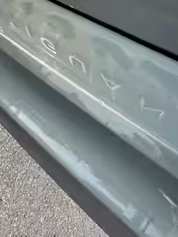 VOLKSWAGEN TIGUAN 28 / 29