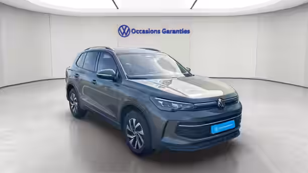 VOLKSWAGEN TIGUAN 7 / 29