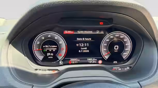 AUDI Q2 10 / 45
