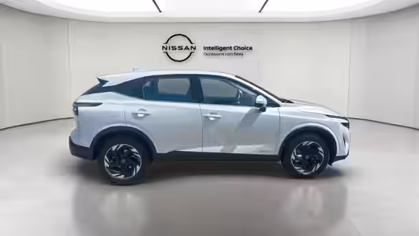 NISSAN QASHQAI 6 / 21