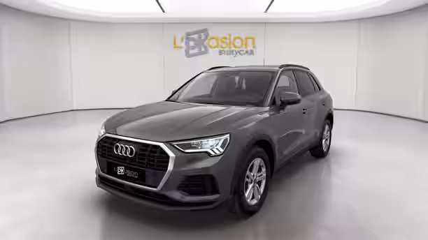 AUDI Q3 1 / 24