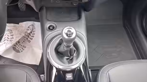 NISSAN JUKE 22 / 22