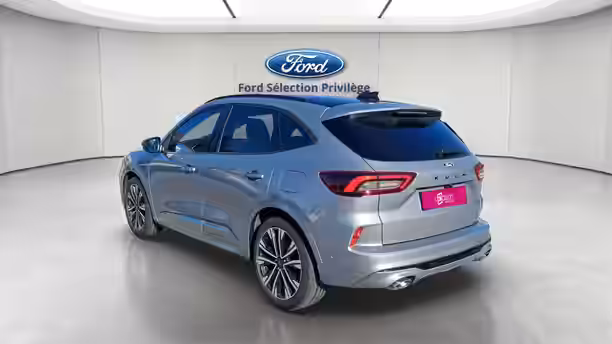 FORD KUGA 3 / 26
