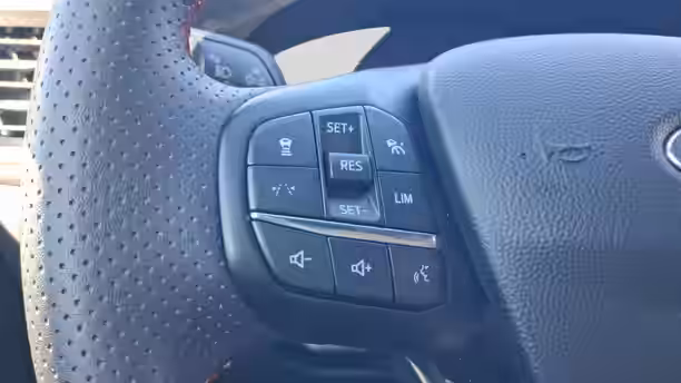FORD KUGA 18 / 26