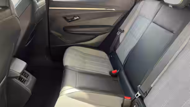 RENAULT MEGANE E-TECH 12 / 23