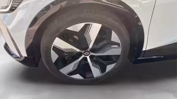 RENAULT MEGANE E-TECH 14 / 23