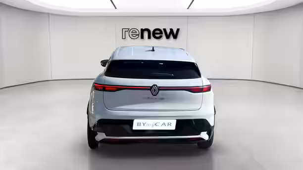 RENAULT MEGANE E-TECH 4 / 23