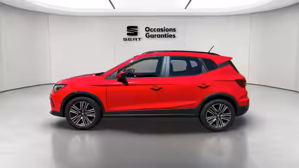 SEAT ARONA 2 / 28