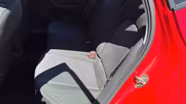 SEAT ARONA 19 / 28