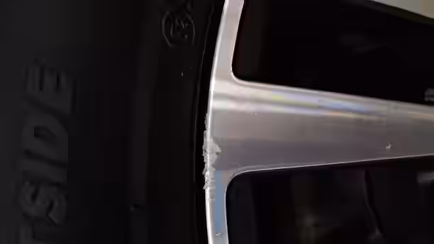 PEUGEOT 208 43 / 46