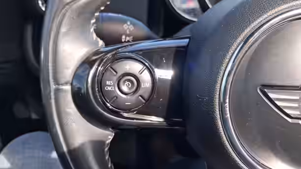 MINI COUNTRYMAN F60 37 / 60