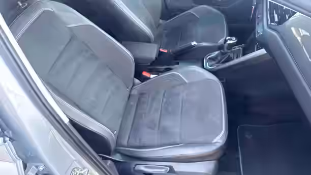 VOLKSWAGEN POLO 23 / 25