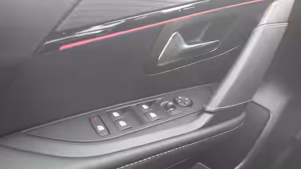 PEUGEOT 208 24 / 36