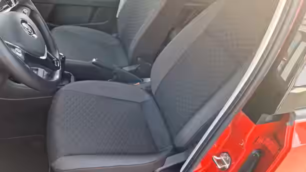 VOLKSWAGEN UP 17 / 37