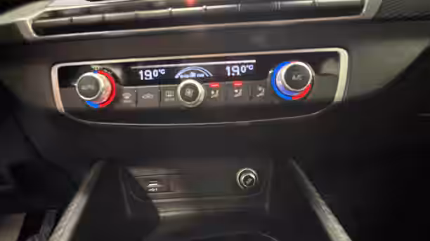 AUDI Q2 19 / 33