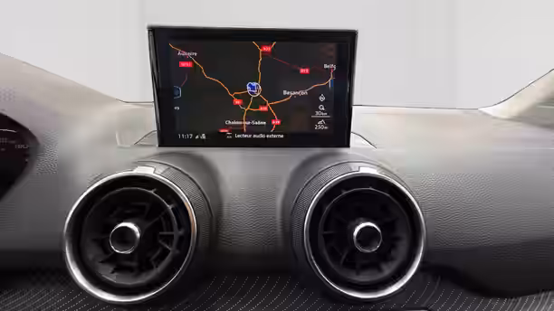 AUDI Q2 16 / 33