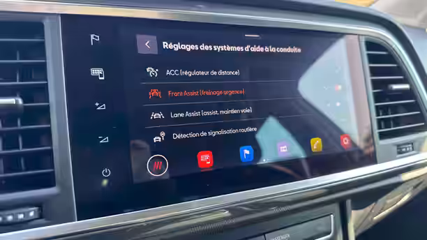 SEAT ATECA 27 / 28