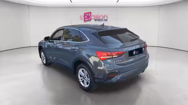 AUDI Q3 SPORTBACK 3 / 32