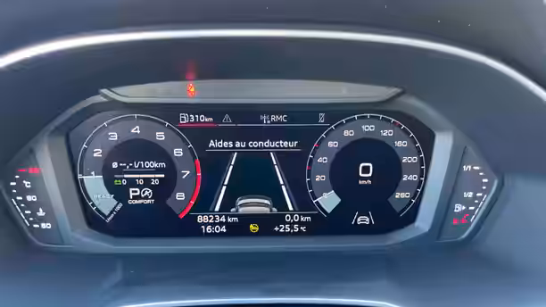 AUDI Q3 SPORTBACK 29 / 32