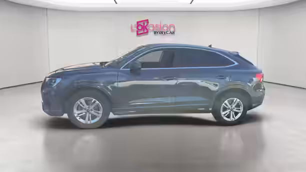 AUDI Q3 SPORTBACK 2 / 32