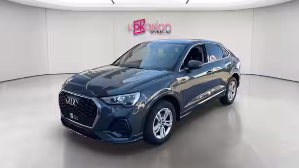 AUDI Q3 SPORTBACK 1 / 32