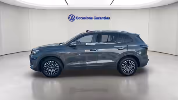 VOLKSWAGEN TIGUAN 2 / 20