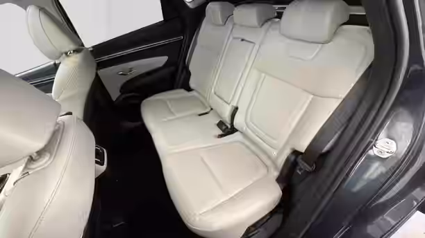 HYUNDAI TUCSON 12 / 40