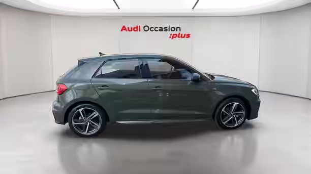 AUDI A1 SPORTBACK 6 / 18