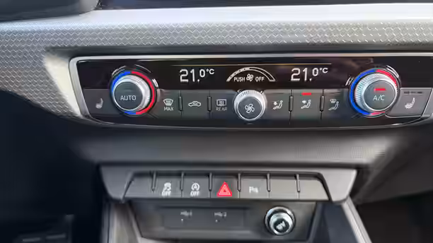 AUDI A1 SPORTBACK 17 / 18