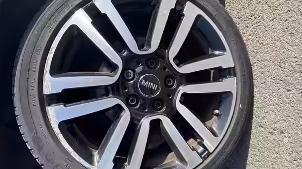 MINI CABRIOLET F57 LCI 33 / 38