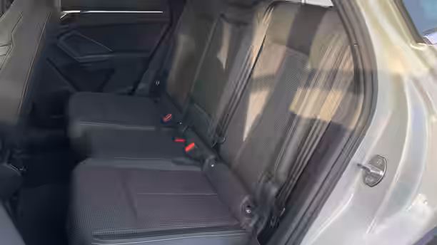 AUDI Q3 SPORTBACK 12 / 33