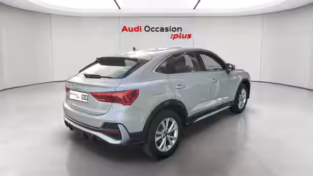 AUDI Q3 SPORTBACK 5 / 33