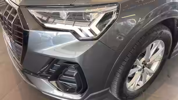 AUDI Q3 30 / 32