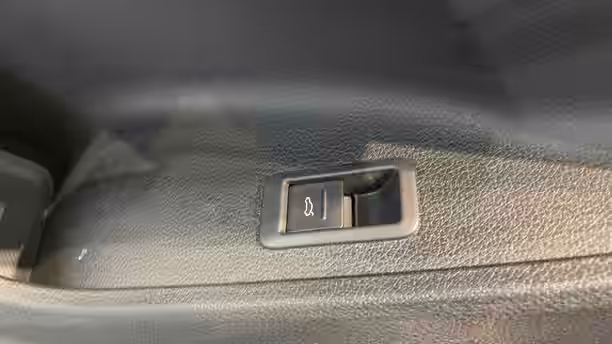 AUDI Q3 32 / 32