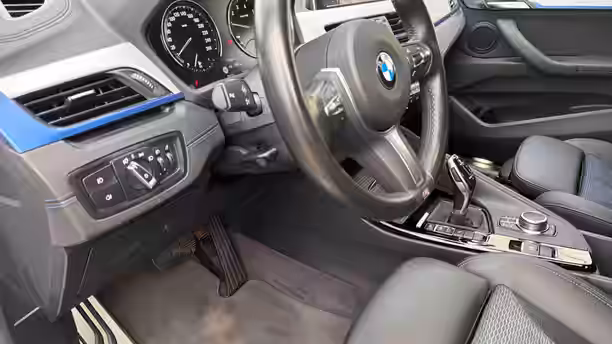BMW X1 F48 LCI 35 / 36