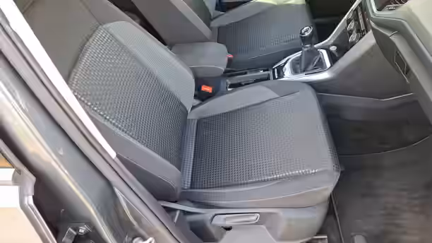 VOLKSWAGEN T-ROC 21 / 29