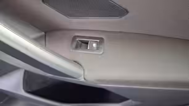 VOLKSWAGEN TIGUAN 25 / 61