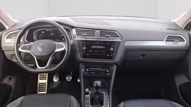 VOLKSWAGEN TIGUAN 9 / 61