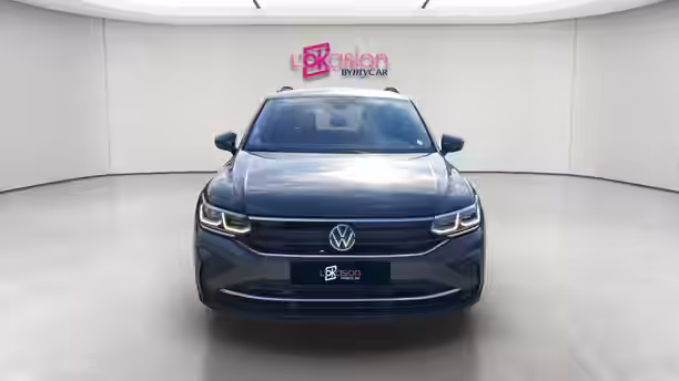 VOLKSWAGEN TIGUAN 8 / 61