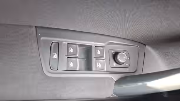 VOLKSWAGEN TIGUAN 41 / 61