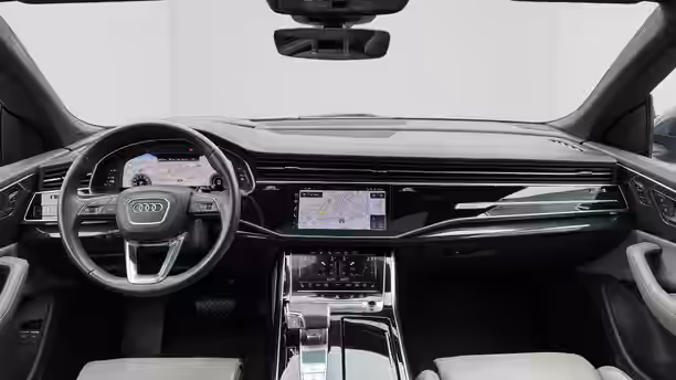 AUDI Q8 9 / 30