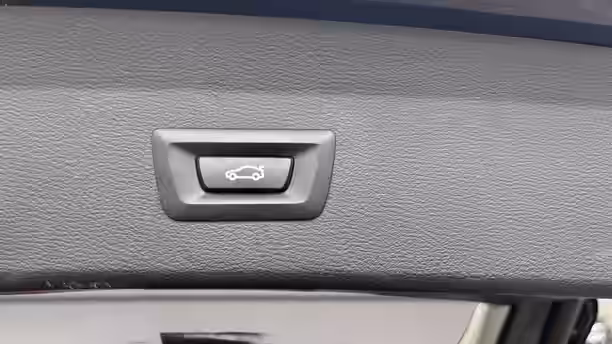 BMW X1 F48 LCI 19 / 26