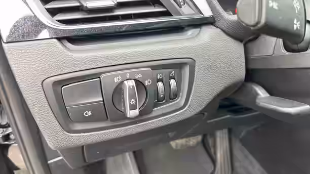 BMW X1 F48 LCI 20 / 26