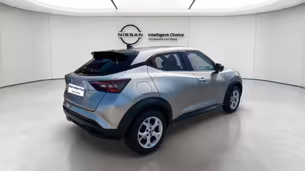 NISSAN JUKE 2021.5 5 / 22