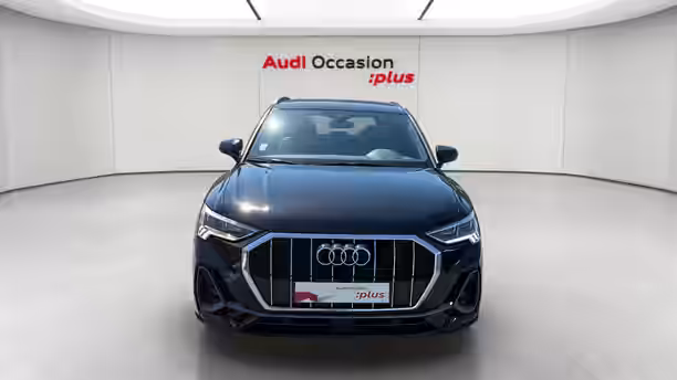 AUDI Q3 8 / 27