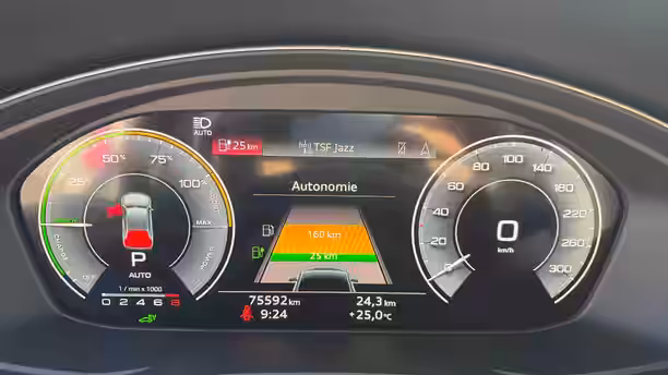 AUDI Q5 38 / 45
