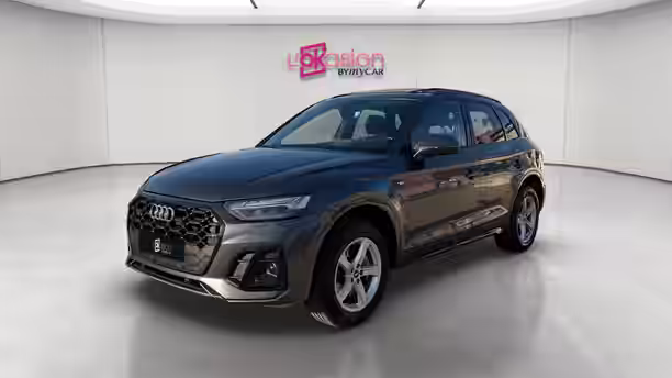 AUDI Q5 1 / 45