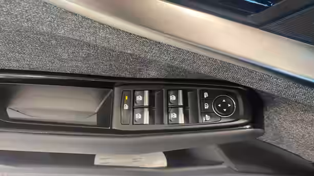 RENAULT ESPACE VI 17 / 19