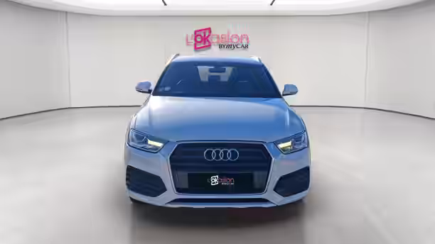 AUDI Q3 8 / 51